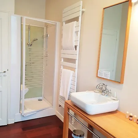 Manoir De Kergrec'h 3* بلوغريسكانت